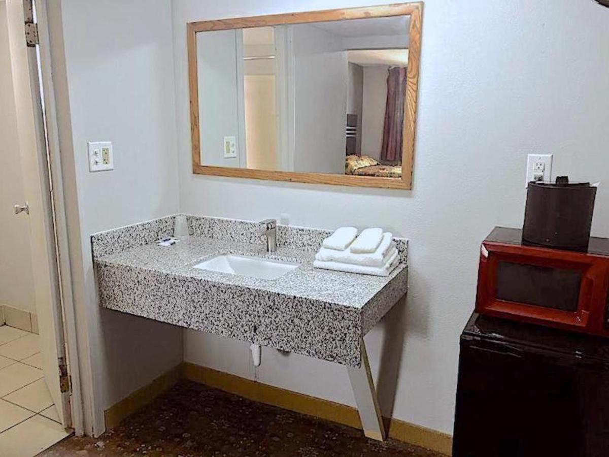 Guest Inn 유콘 외부 사진